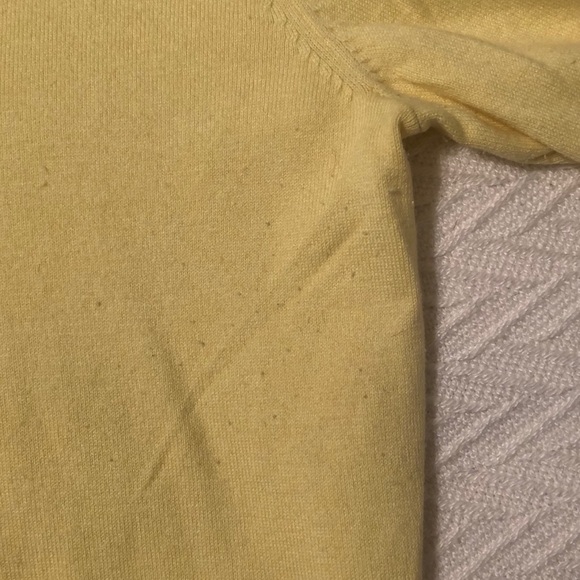 Banana Republic Pastel Yellow Silk Blend Sweater - Picture 6 of 8